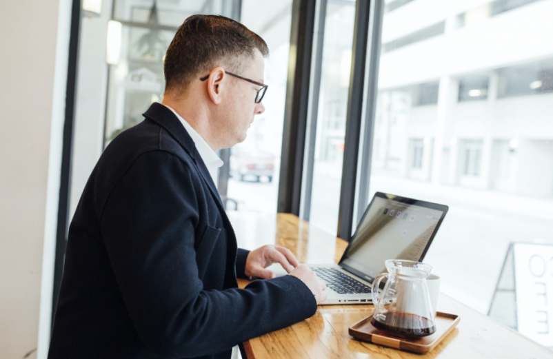 Meilleure banque traditionnelle en 2022 : comment la choisir ?