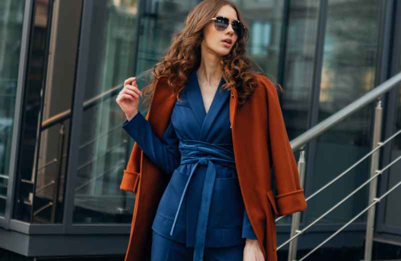 Comment s’habiller pour un entretien d’embauche : les tenues qui impressionnent les recruteurs