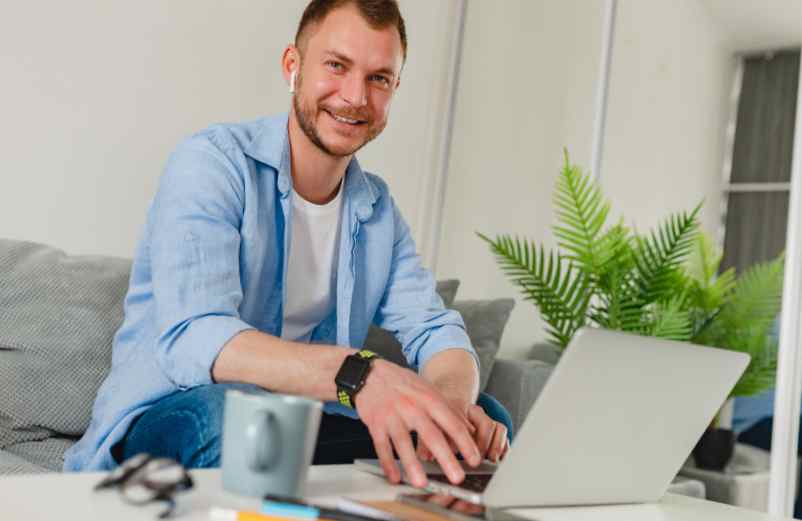 Comment fonctionne le portage salarial : mission, chômage et statut freelance dans une société spécialisée CNSEE Business