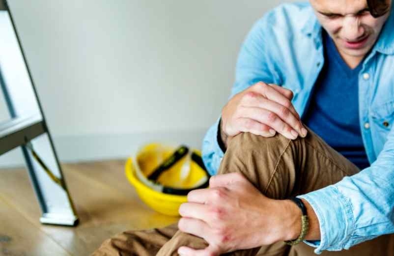 Accident de travail : reprise sans certificat final, quels sont les risques dans la fonction publique ? CNSEE Business