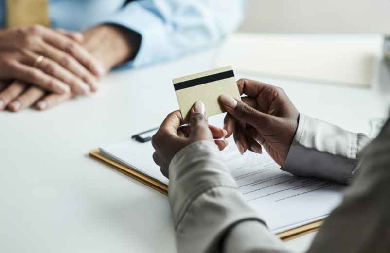 Quel montant déclarer aux impôts selon sa fiche de paie ?-CNSEE Business