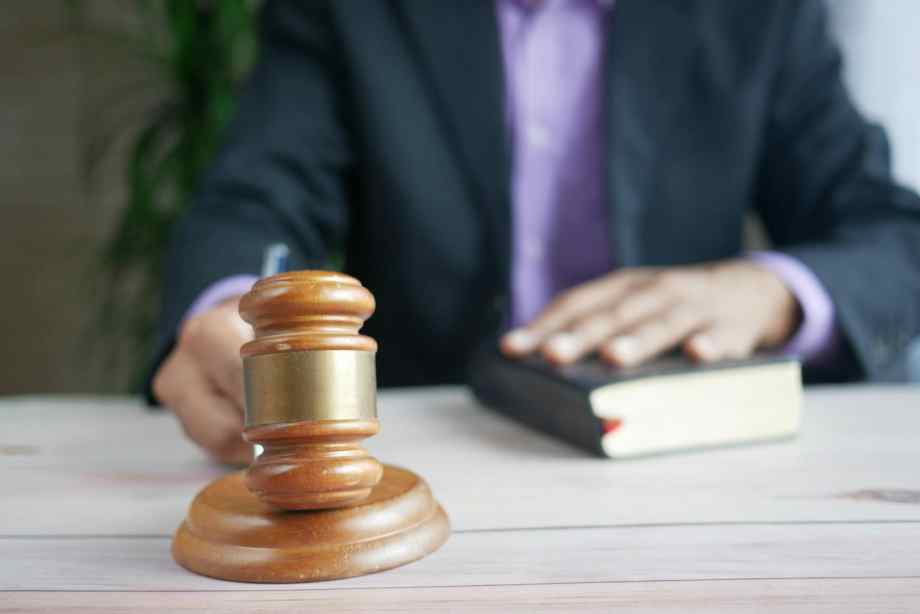 Que dit la loi sur les accidents du travail ?-CNSEE Business Que dit la loi sur les accidents du travail ?-CNSEE Business