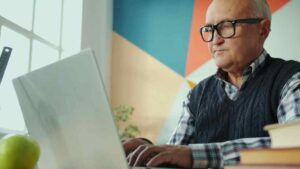 Seniors au chômage et retraite : ce que change la nouvelle loi-CNSEE Business
