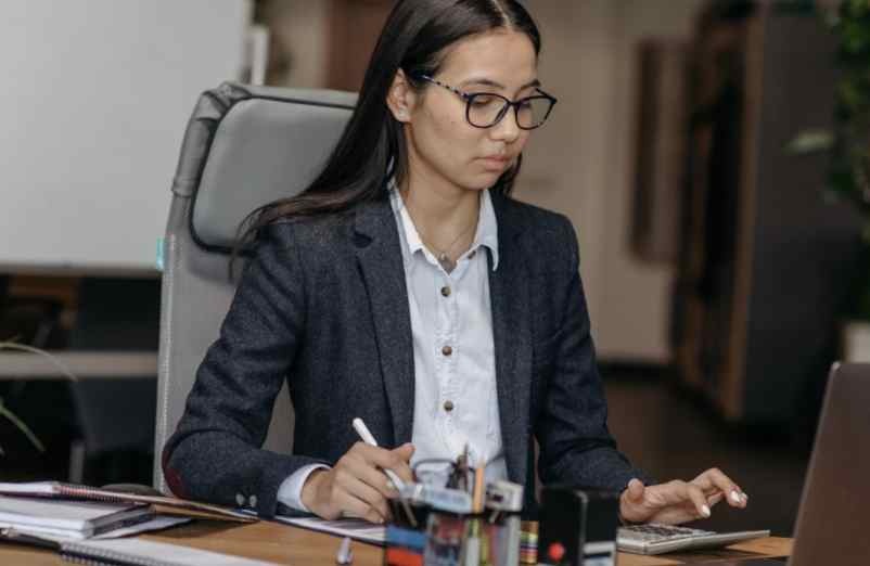 Période d’essai en CDD et chômage : quels sont vos droits ? CNSEE Business